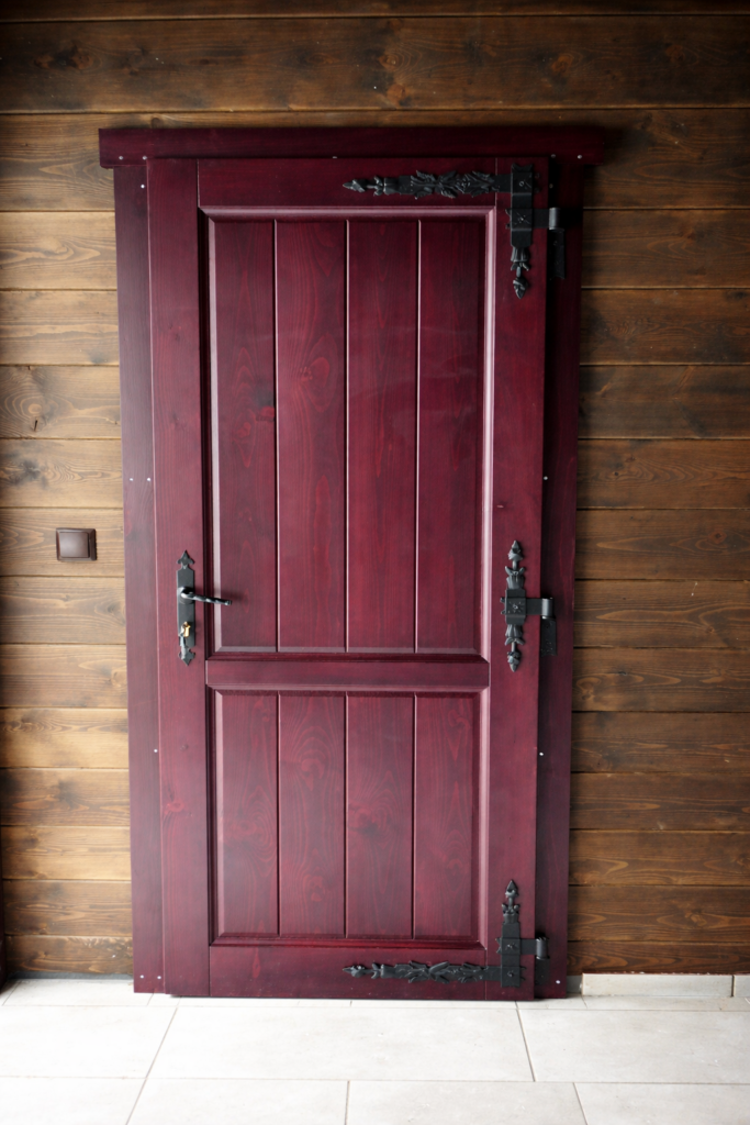 Drzwi drewniane dom z bali Limanowa producent Knapstol