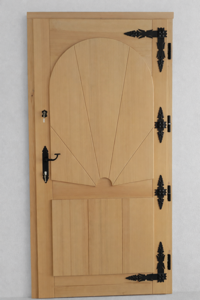 Drzwi drewniane drzwi drewniane góralskie dom z bali Bielsko-Biała producent Knapstol