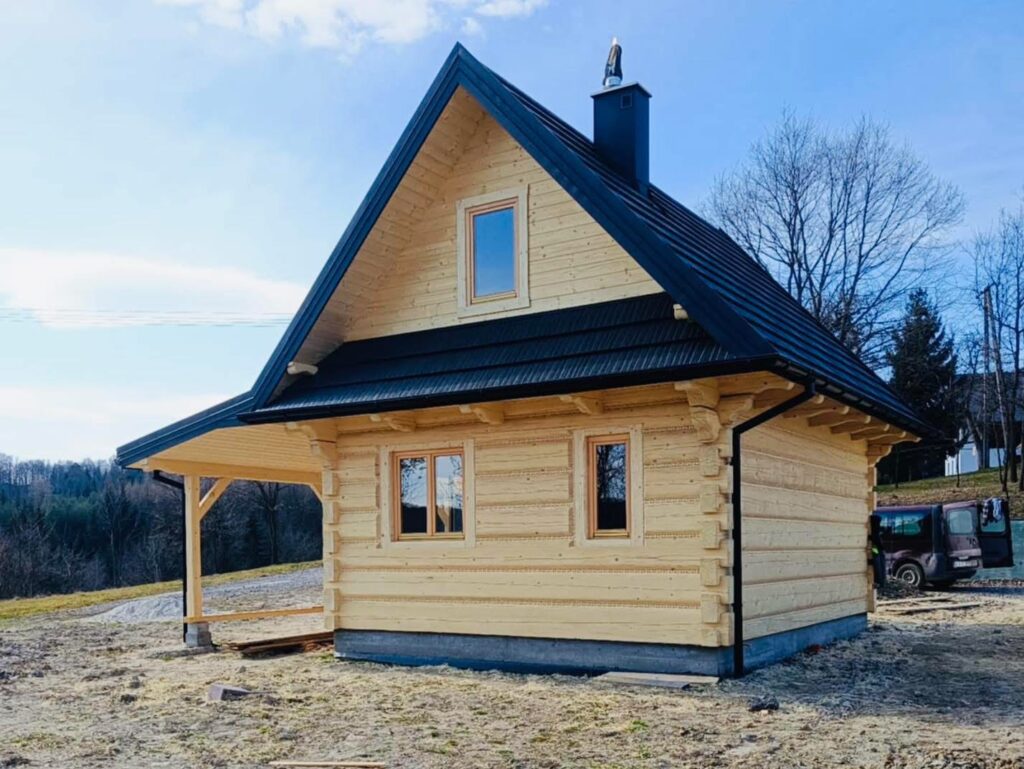 Realizacje okna drewniane dom z bali Brzesko producent Knapstol